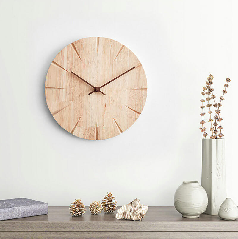 Modern clock natural Modern clock natural